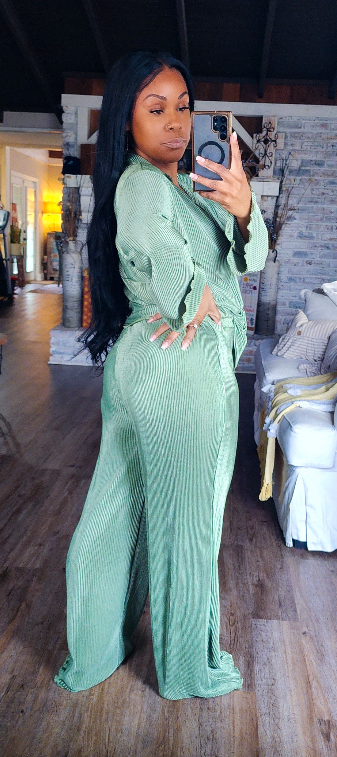 Sage Ruffle Pants Set(Large Only)
